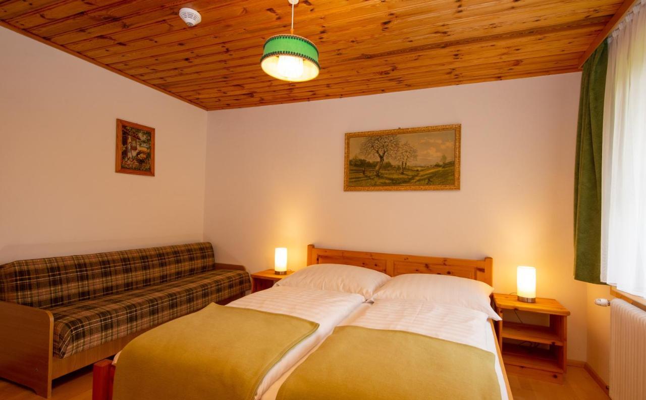 Biobauernhof Spieszschweiger Villa Sankt Nikolai im Sölktal Room photo